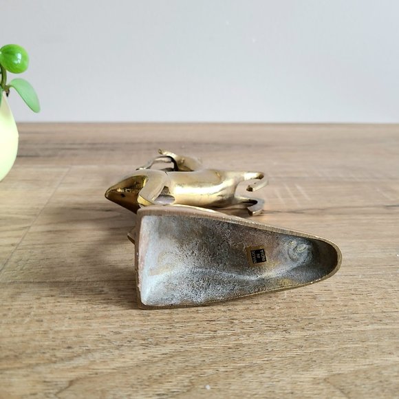 Vintage brass gazelle antelope figurine. - Picture 4 of 5